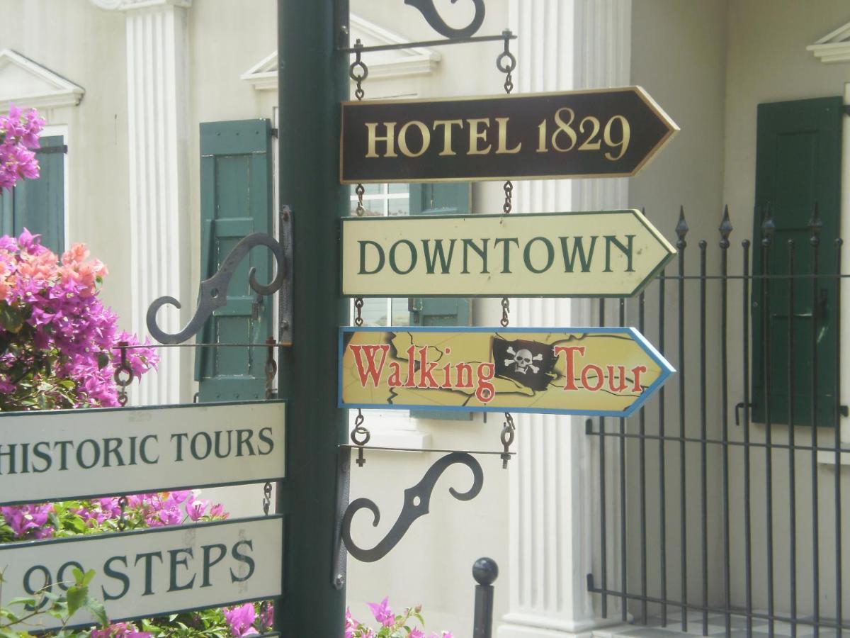 The Green Iguana Hotel Charlotte Amalie Exterior photo